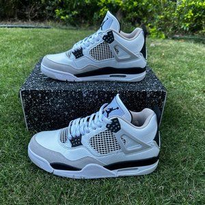 Jordan 4 Military black